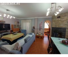 Gran casa unifamiliar con 2 apartamentos separados cerca de Granada ciudad