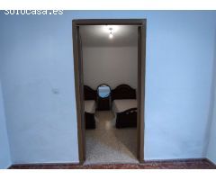 Gran casa histórica con mucho potencial...