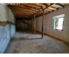 Gran casa histórica con mucho potencial...