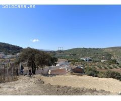 Casa de pueblo rústica con vistas espectaculares y 4 parcelas edificables