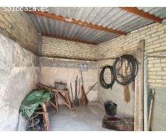 Casa de pueblo rústica con vistas espectaculares y 4 parcelas edificables