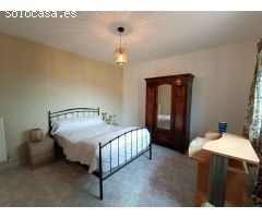 Casa rural independiente con piscina privada y olivos