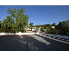 2 CASAS DE CAMPO  INDEPENDIENTES