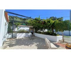 Casa de campo independiente de 5 dormitorios con piscina y fantásticas vistas