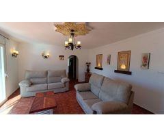 Casa de campo independiente de 5 dormitorios con piscina y fantásticas vistas
