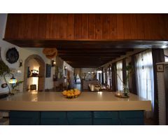 PRECIOSA CASA DE CAMPO CON MUCHO ENCANTO Y MUCHAS POSIBILIDADES...