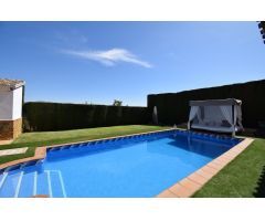 PRECIOSA CASA DE CAMPO CON MUCHO ENCANTO Y MUCHAS POSIBILIDADES...