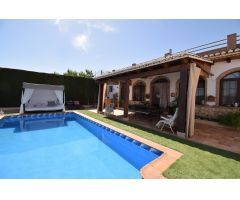 PRECIOSA CASA DE CAMPO CON MUCHO ENCANTO Y MUCHAS POSIBILIDADES...