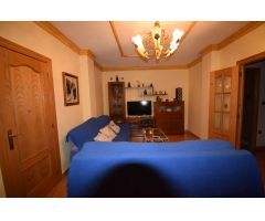Estupenda casa adosada con patio soleado y piscina privada