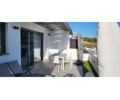 ¡Descubre el lujo y la exclusividad en este apartamento  espectacular   en Seascape, con vistas impr