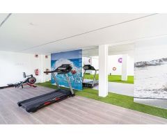 ¡Descubre el lujo y la exclusividad en este apartamento  espectacular   en Seascape, con vistas impr