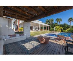LUJOSA VILLA CON IMPRESIONANTES VISTAS AL MEDITERRÁNEO