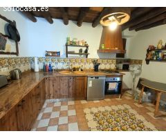 Típico cortijo andaluz reformado con encanto, con psiciina y estupendas vistas