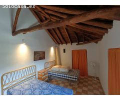 Típico cortijo andaluz reformado con encanto, con psiciina y estupendas vistas