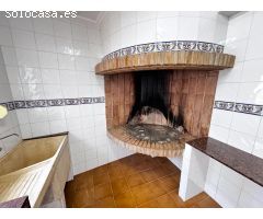 CASA CON 2 TERRAZAS Y BARBACOA