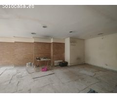 Alquilamos LOCAL CON MUY AMPLIA FACHADA EN AVENIDA!!! Castelló