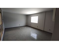 Nave en Venta en La Barona, Santa Cruz de Tenerife
