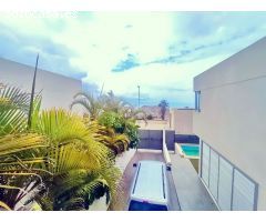 Chalet en Venta en Chayofa, Santa Cruz de Tenerife