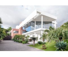 Villa de Lujo en Venta en La Caleta-Guardia, Santa Cruz de Tenerife