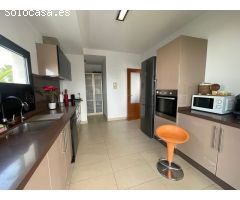 Chalet en Venta en San Eugenio Alto, Santa Cruz de Tenerife