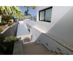Villa de Lujo en Venta en Fañabé, Santa Cruz de Tenerife