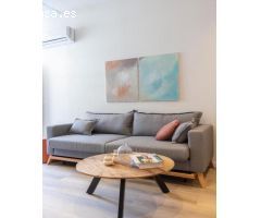ATENCIÓN INVERSORES!! PLANTA BAJA REFORMADA EN TRES APARTAMENTOS CON LICENCIA TURÍSTICA!!