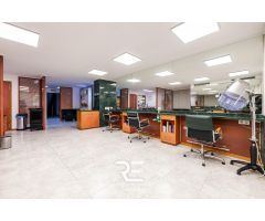 VENTA EN EXCLUSIVA DE OFICINA CON PELUQUERIA EN FUNCIONAMIENTO EN ZONA PRIME !!
