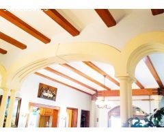 VENTA DE MAGNIFICA CASA DE DOS PLANTAS EN ONDARA !!