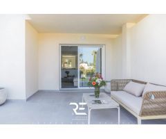 VIVIENDA DE 2 HABITACIONES CON TERRAZA, GARAJE Y PISCINA EN RESIDENCIAL EN DENIA !!