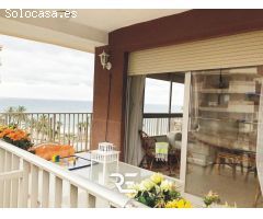 LUMINOSO PISO CON TERRAZA Y PISCINA EN BENICASIM – ¡LISTO PARA ENTRAR A VIVIR!