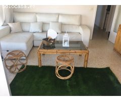 LUMINOSO PISO CON TERRAZA Y PISCINA EN BENICASIM – ¡LISTO PARA ENTRAR A VIVIR!