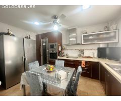 VIVIENDA DE 3 HABITACIONES CON ESPECTACULAR TERRAZA !!