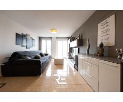 TU NUEVO HOGAR EN EXCLUSIVA — AMPLIO, LUMINOSO Y CON GARAJE INCLUIDO