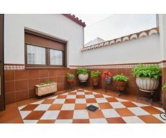 Estupenda casa para entrar a vivir de 3 plantas en Jerez del Marquesado