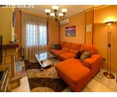 Vivienda adosada en Albolote, muy bien ubicada y situada a pocos metros de la parada de metro.