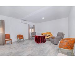Estupenda casa en Albolote