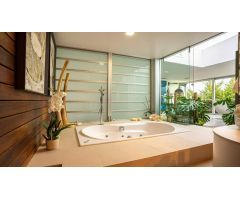 Villa de Lujo en Venta en Fuengirola, Málaga