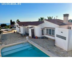 Chalet en Venta en Benajarafe, Málaga