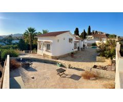Chalet en Venta en Benajarafe, Málaga