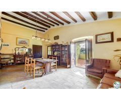 Chalet en Venta en Palau-saverdera, Girona