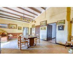 Chalet en Venta en Palau-saverdera, Girona