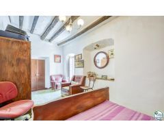 Chalet en Venta en Palau-saverdera, Girona