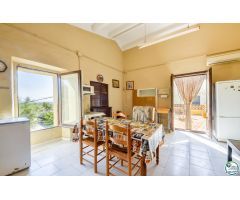 Chalet en Venta en Palau-saverdera, Girona