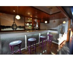 Local comercial en Venta en Figueres, Girona