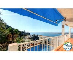 Chalet en Venta en Roses, Girona