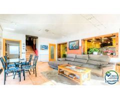 Chalet en Venta en Roses, Girona