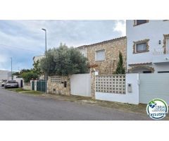 Chalet en Venta en Empuriabrava, Girona