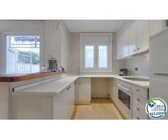 Chalet en Venta en Empuriabrava, Girona