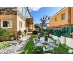 Chalet en Venta en Roses, Girona