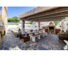 Chalet en Venta en Roses, Girona